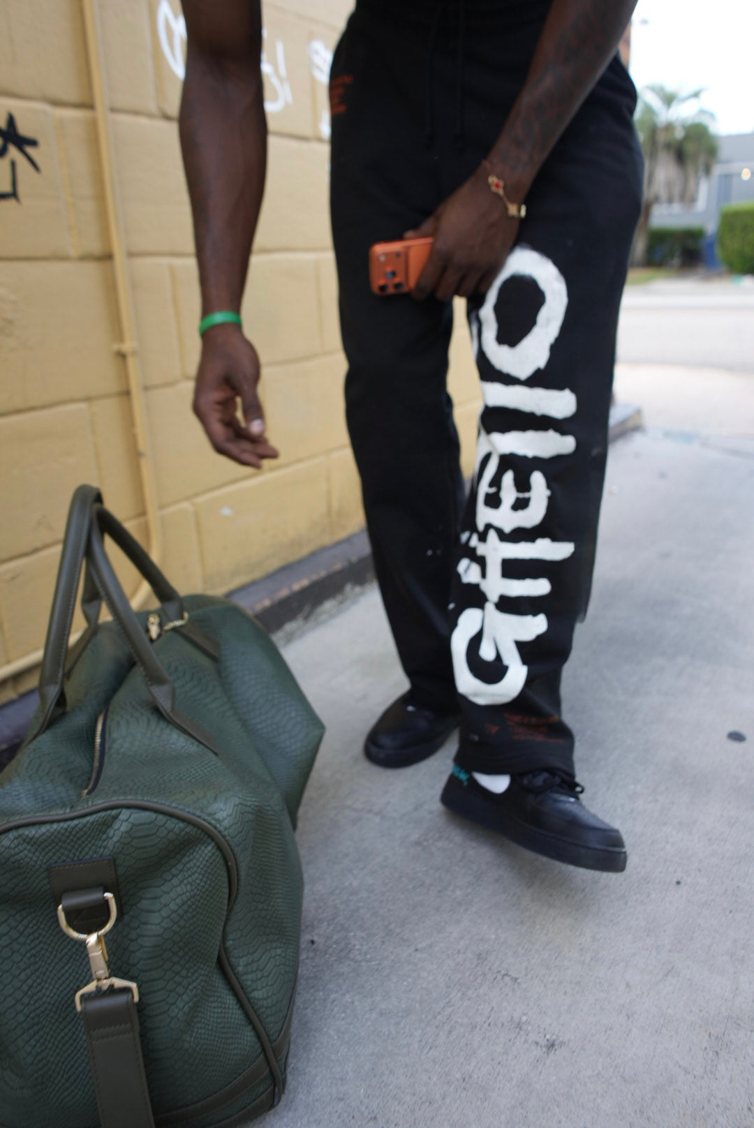 [SWEATPANT]ESSENTIALS